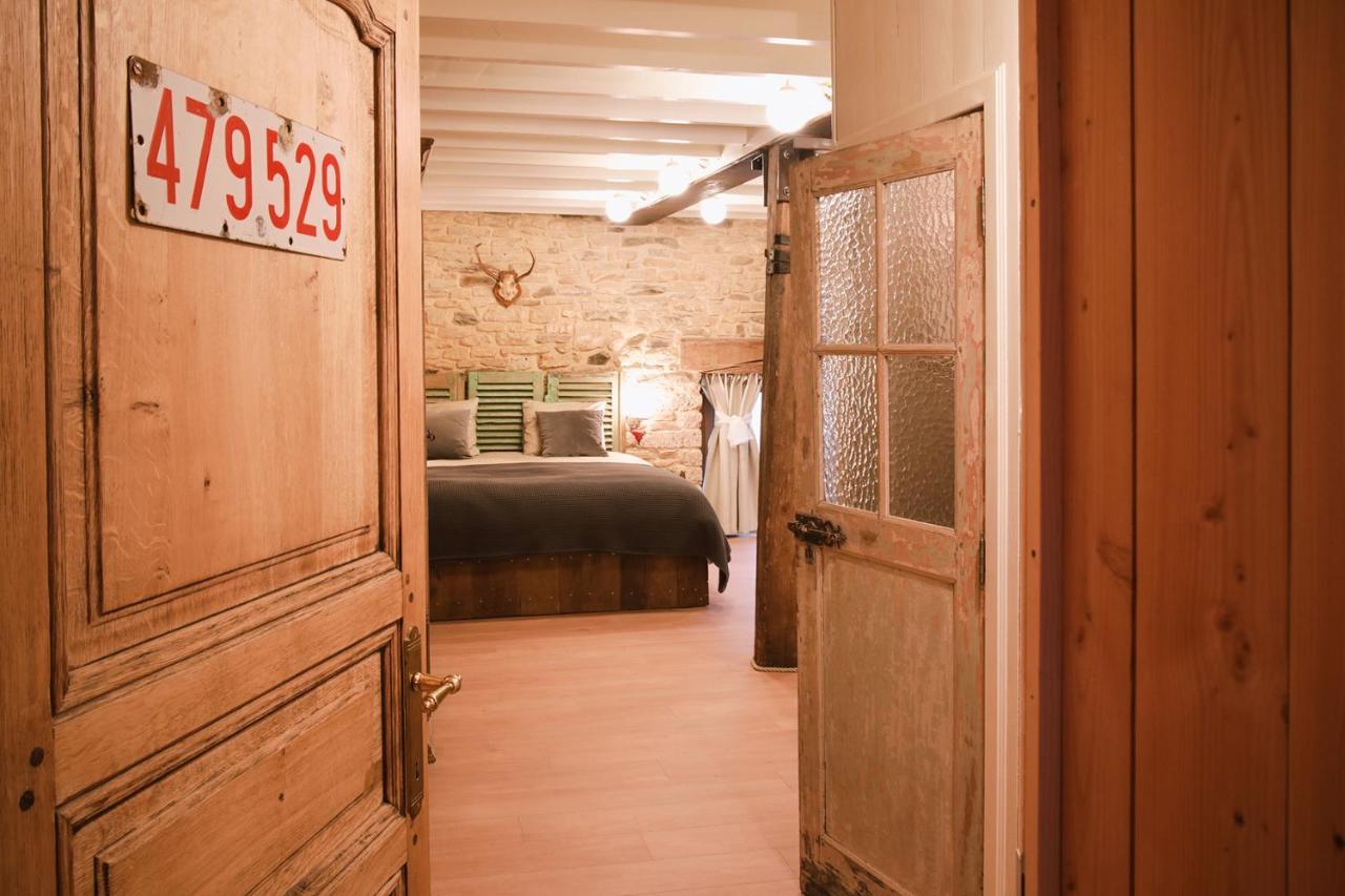 Les Chambres Du Chat Sainte-Cecile Exterior photo